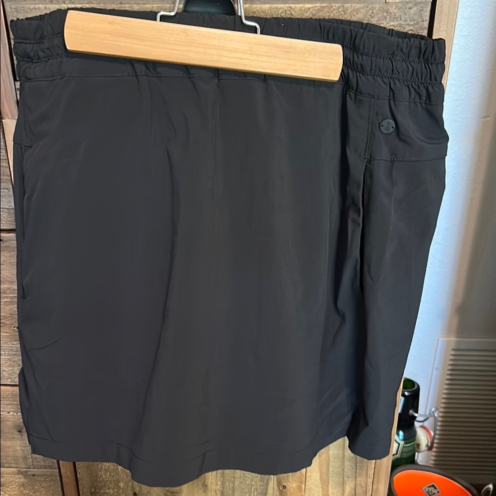 Tommy Bahama Black Athleic Skirt